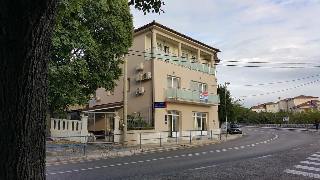 Apartments Ivancic Новий Винодольський Екстер'єр фото