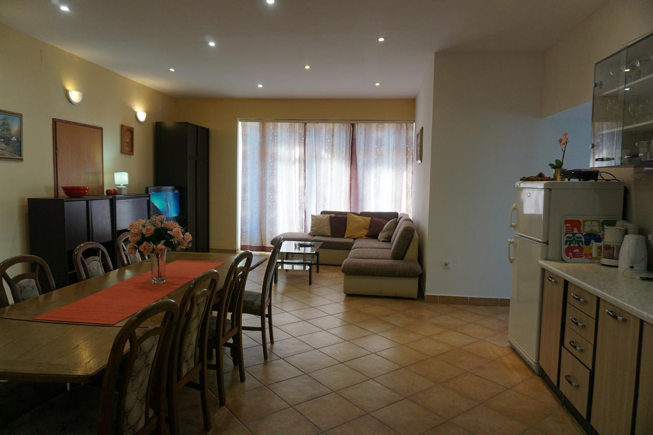 Apartments Ivancic Новий Винодольський Екстер'єр фото