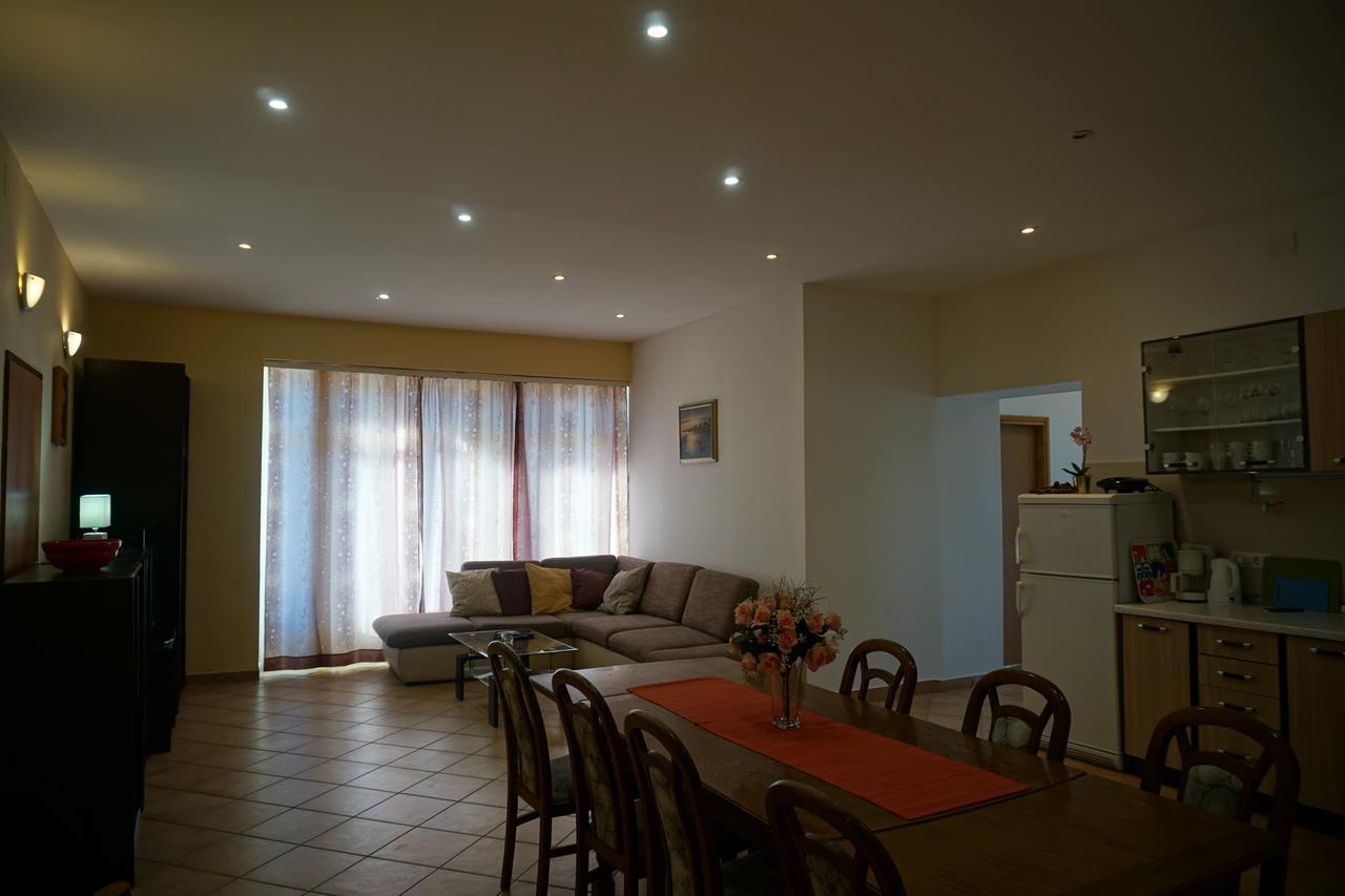 Apartments Ivancic Новий Винодольський Екстер'єр фото
